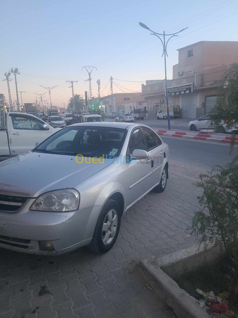 Chevrolet Optra 4 portes 2011 Optra 4 portes