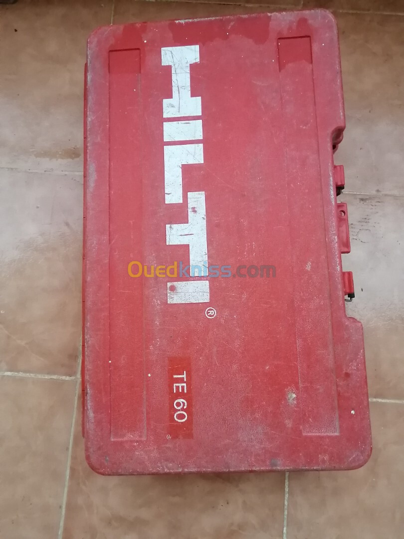 Marteau piqueur hilti Te 60 