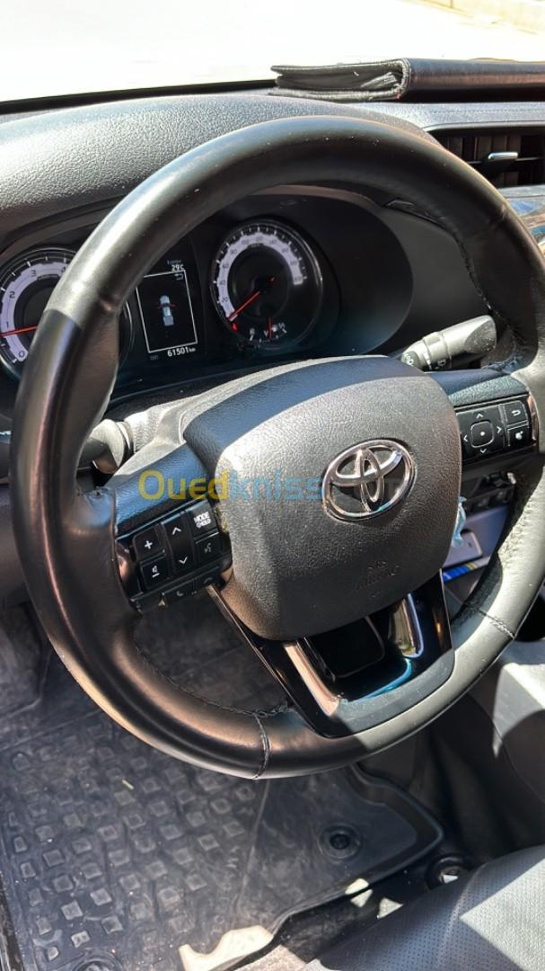 Toyota Hilux 2019 LEGEND DC 4x4 Pack Luxe