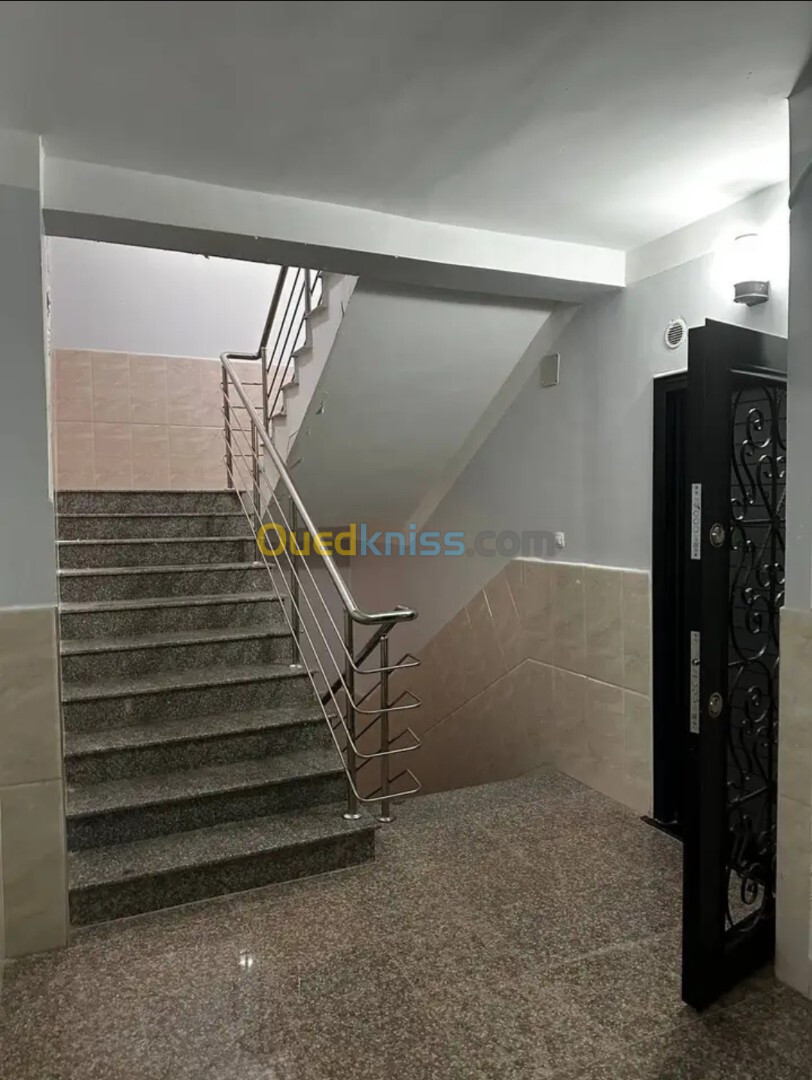 Vente Appartement F3 Alger Bordj el kiffan