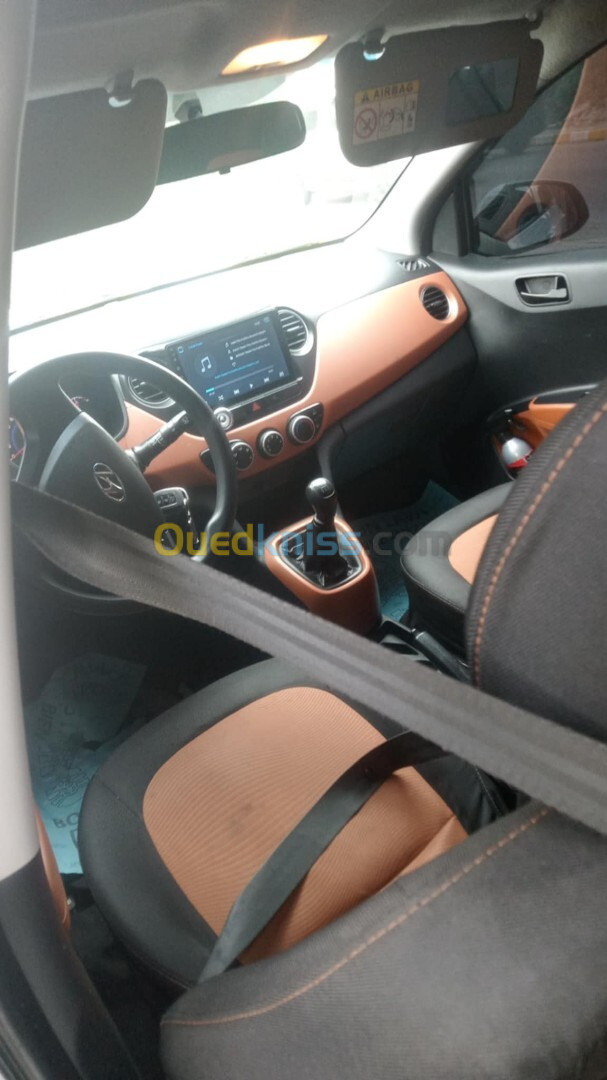 Hyundai Grand i10 Sedan 2018 DZ GLS 