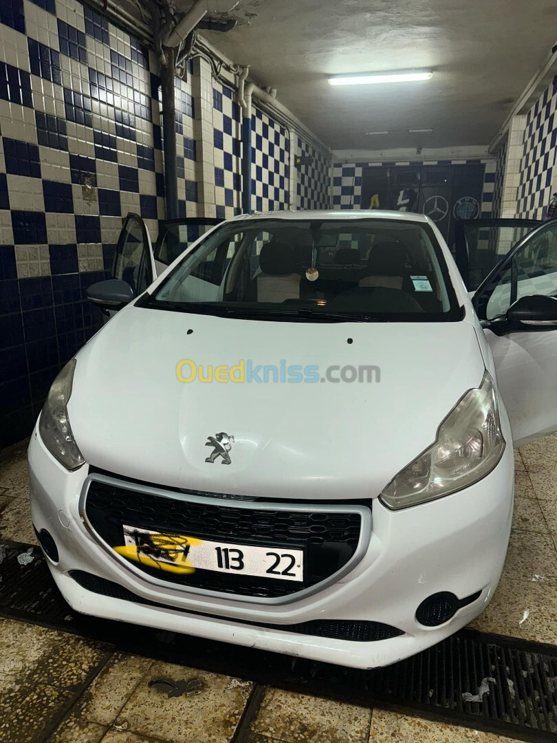 Peugeot 208 2013 