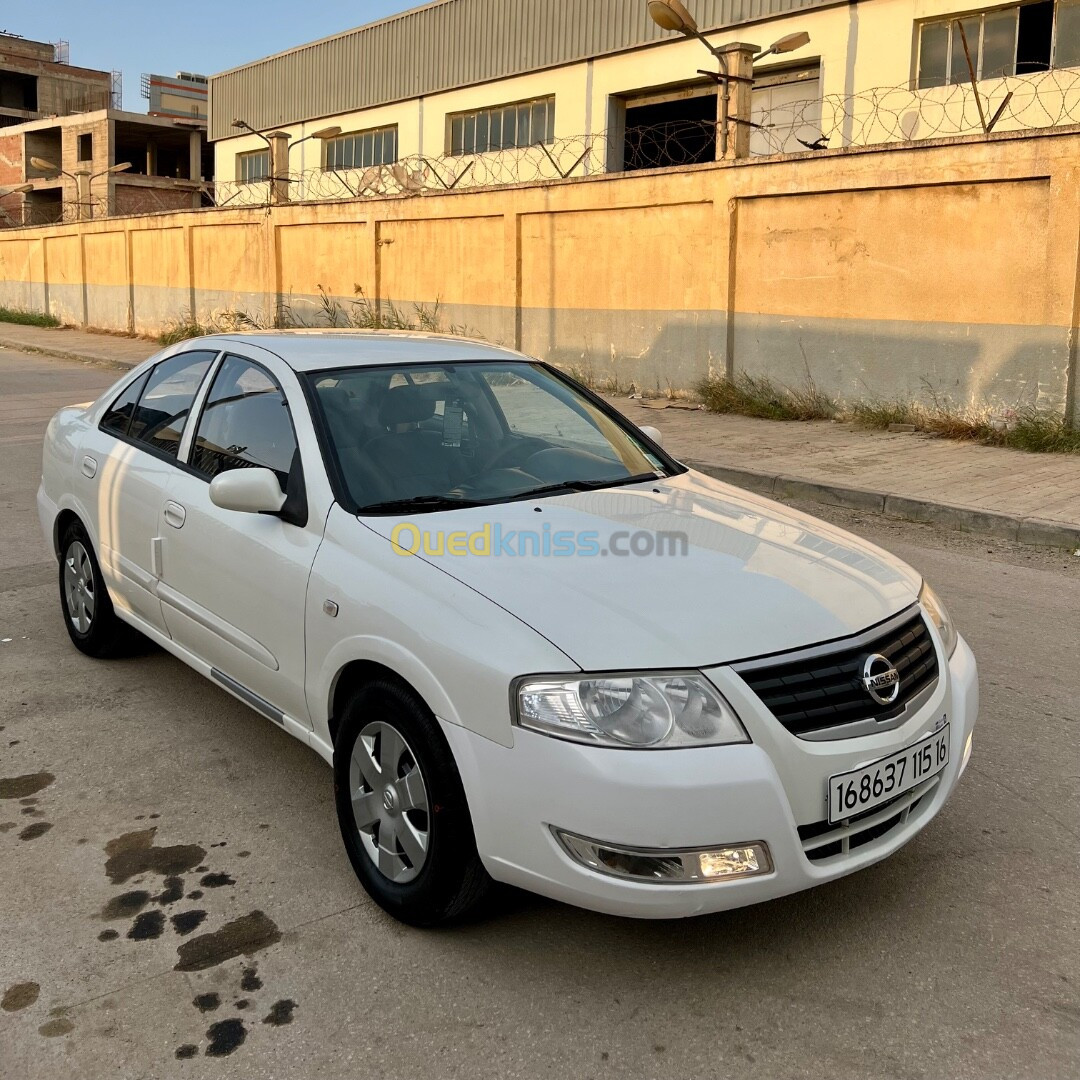 Nissan Sunny 2015 La toute