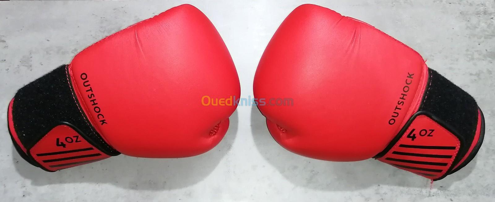 Gants De Boxe 100 Rouges (Enfants) 4oz OUTSHOCK (DECATHLON)