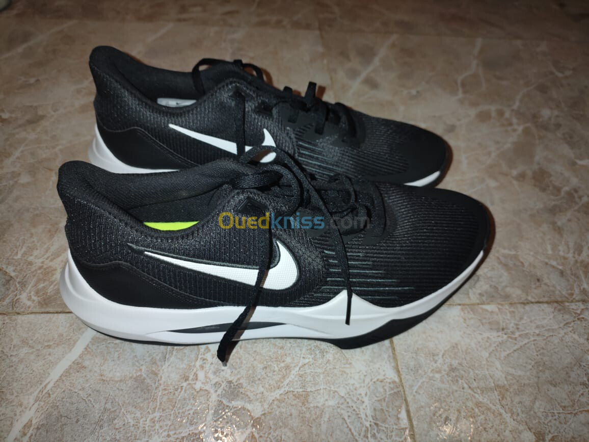 basket Nike originale pointure 46