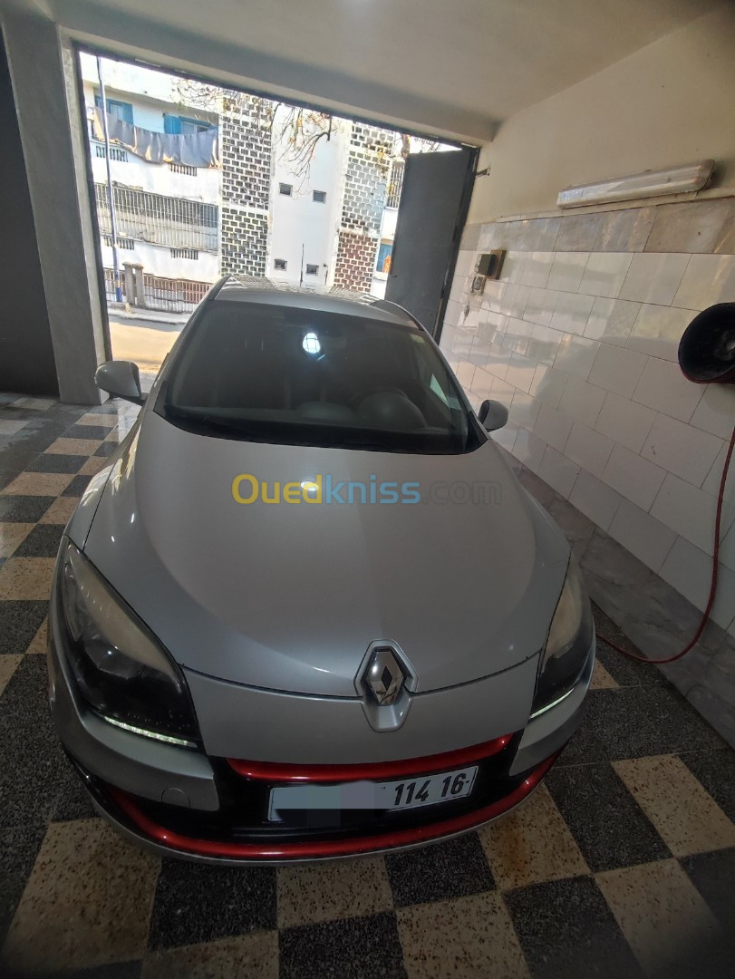 Renault Megane 3 2014 New Play