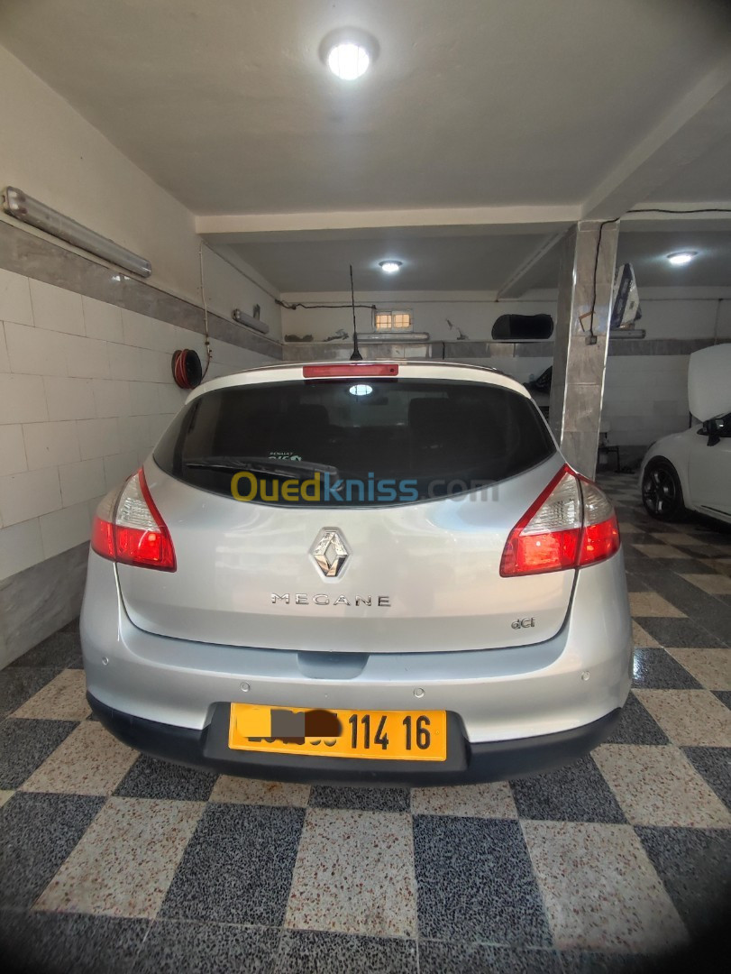 Renault Megane 3 2014 New Play