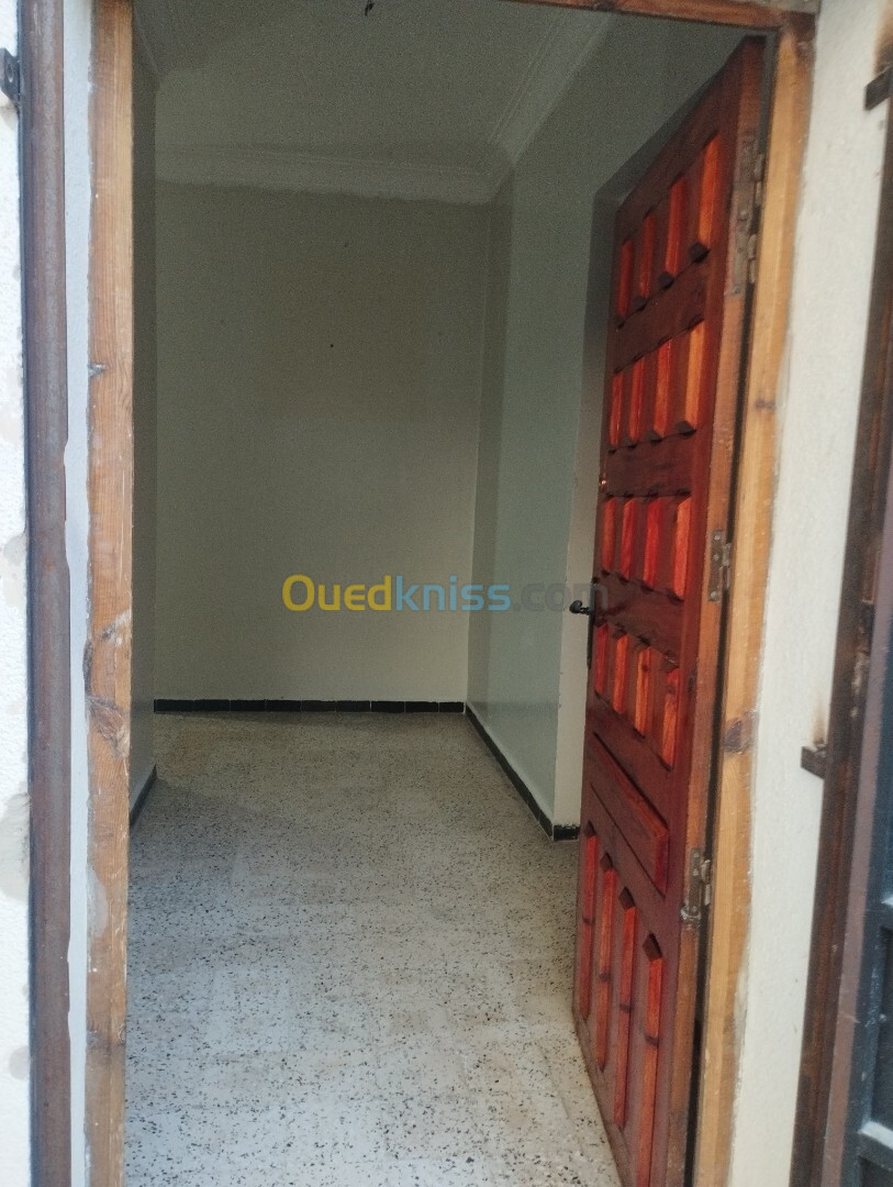 Location Appartement F04 Tébessa Tebessa