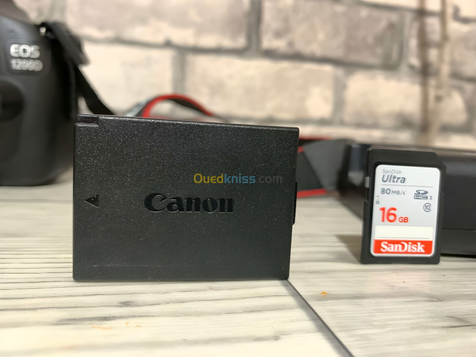  Canon 1200D clik 7k