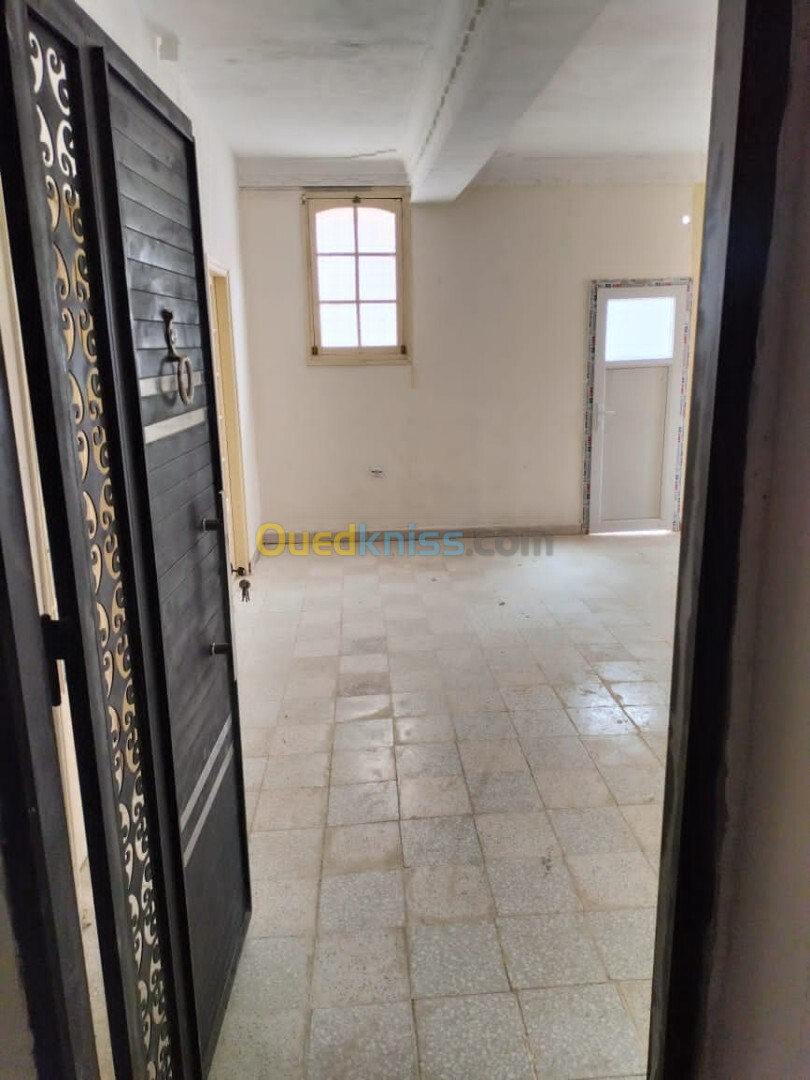 Location Niveau De Villa F4 Ghardaïa Ghardaia