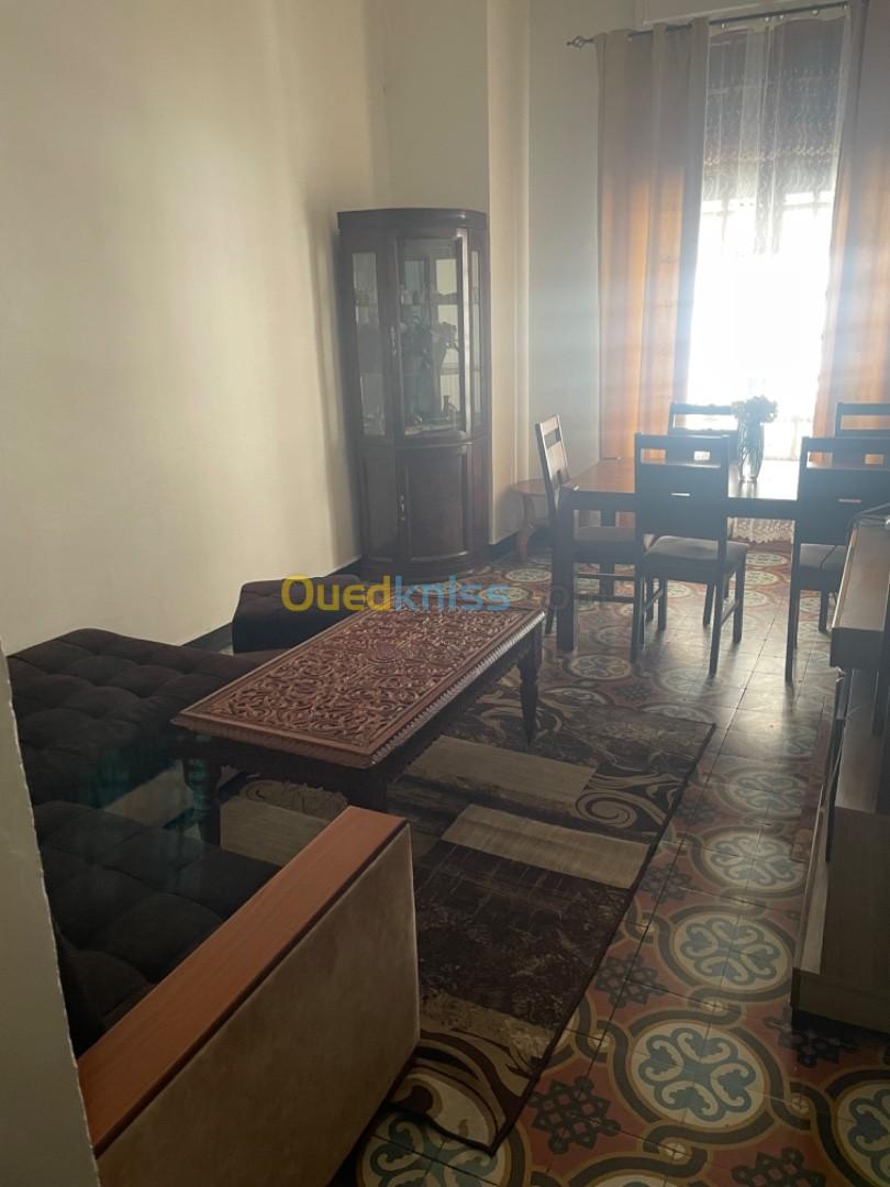 Location vacances Appartement F3 Alger Alger centre