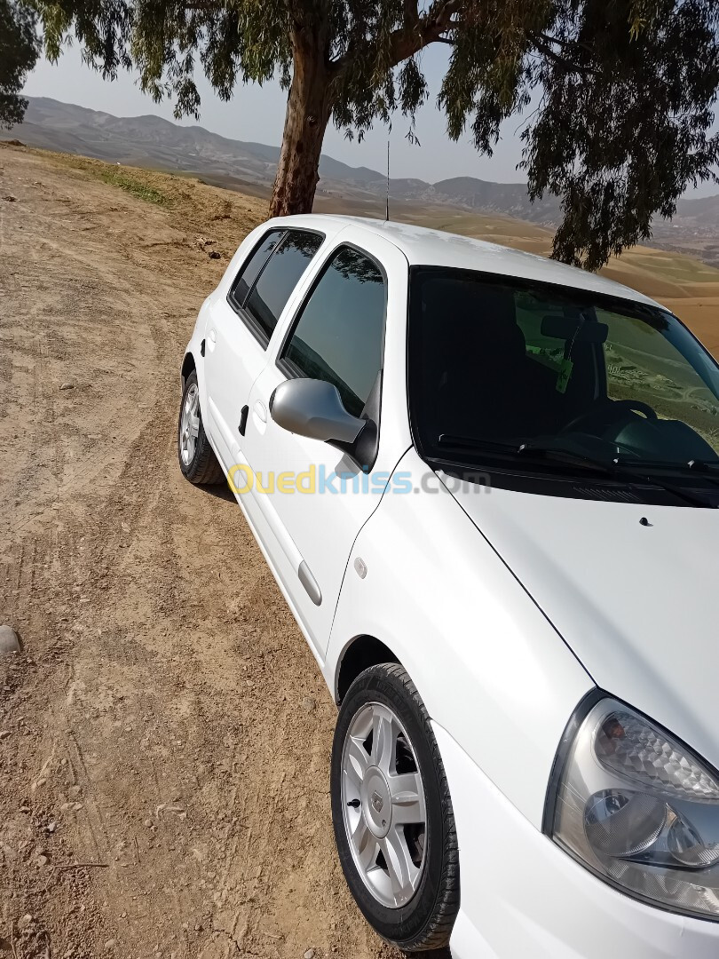 Renault Clio Campus 2012 Clio Campus