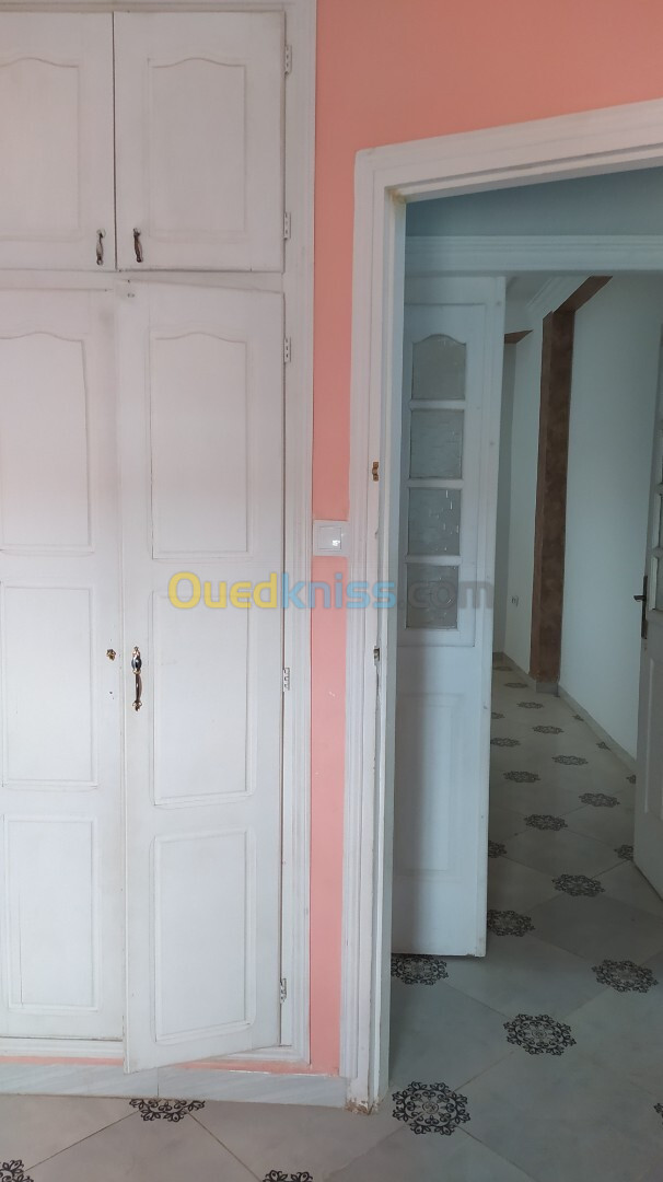 Location Appartement F4 Blida Beni tamou