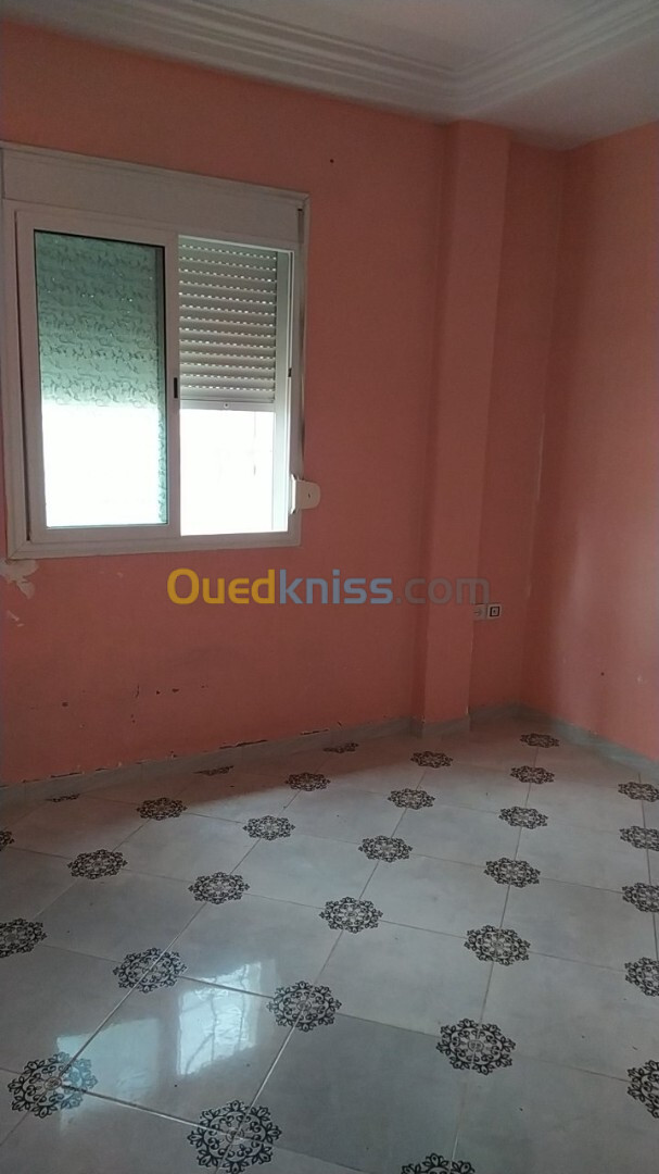 Location Appartement F4 Blida Beni tamou