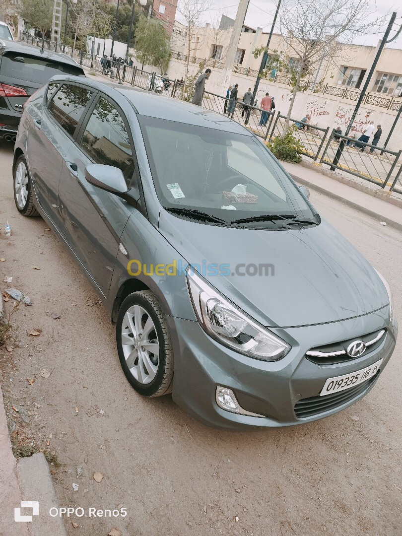 Hyundai Accent RB  5 portes 2018 Préstige