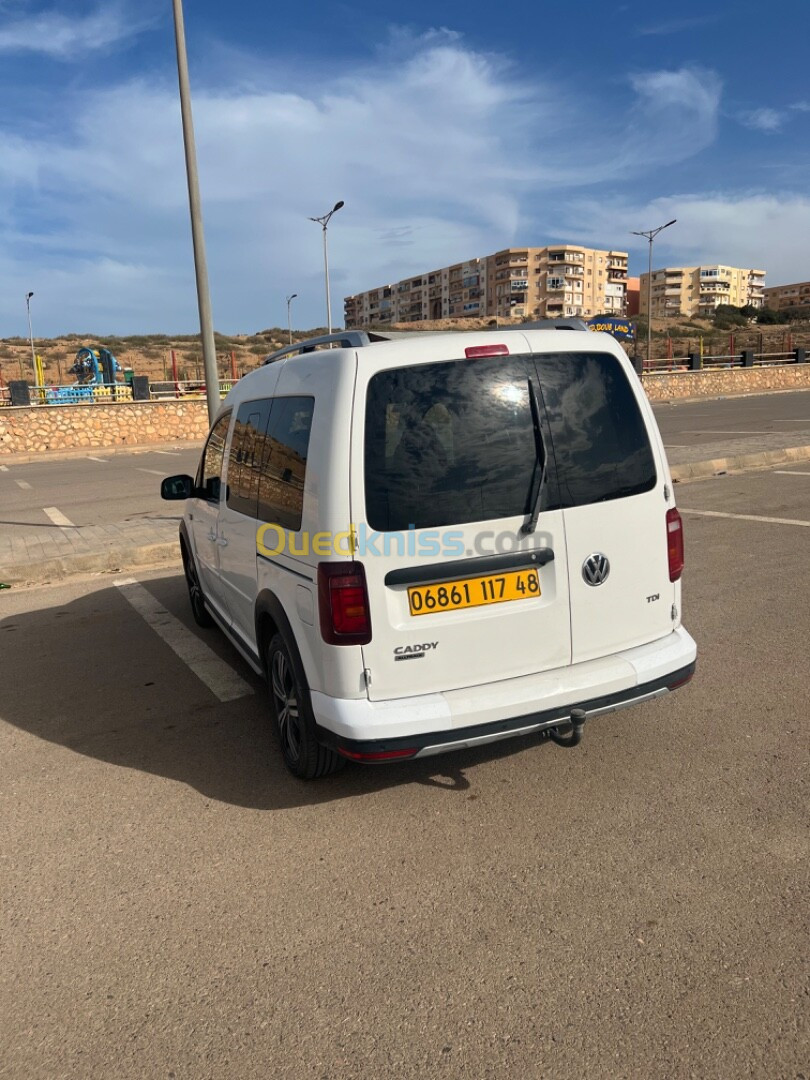 Volkswagen Caddy 2017 Alttrak