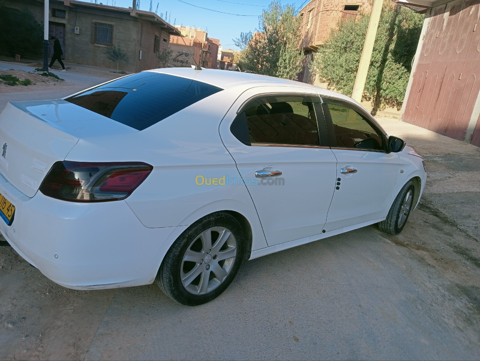 Peugeot 301 2016 pack luxe 