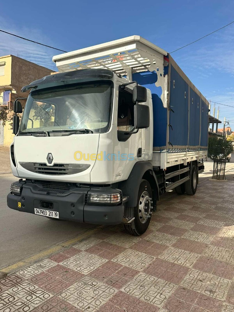 Renault 220dxi 2011