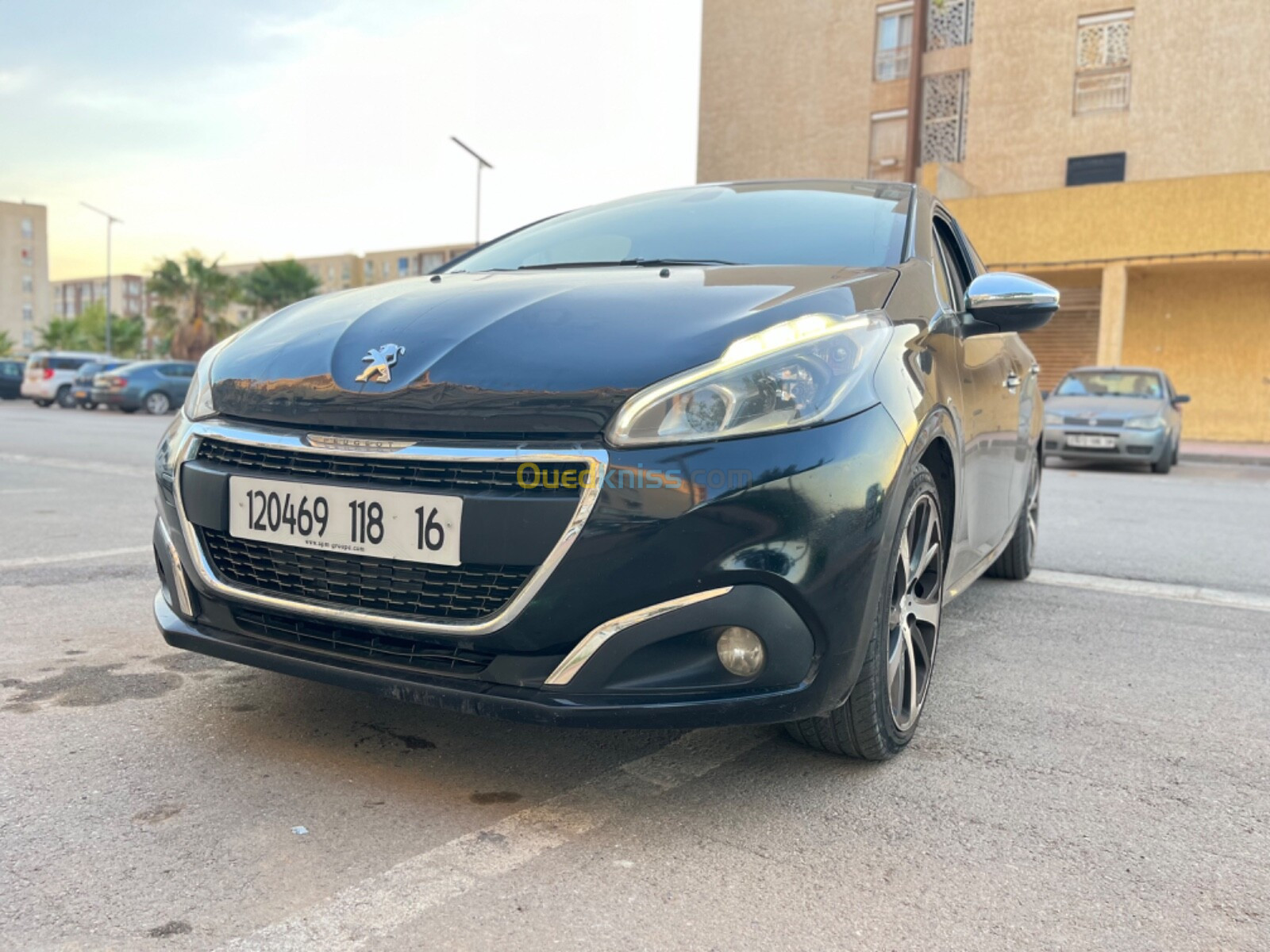 Peugeot 208 2018 Féline