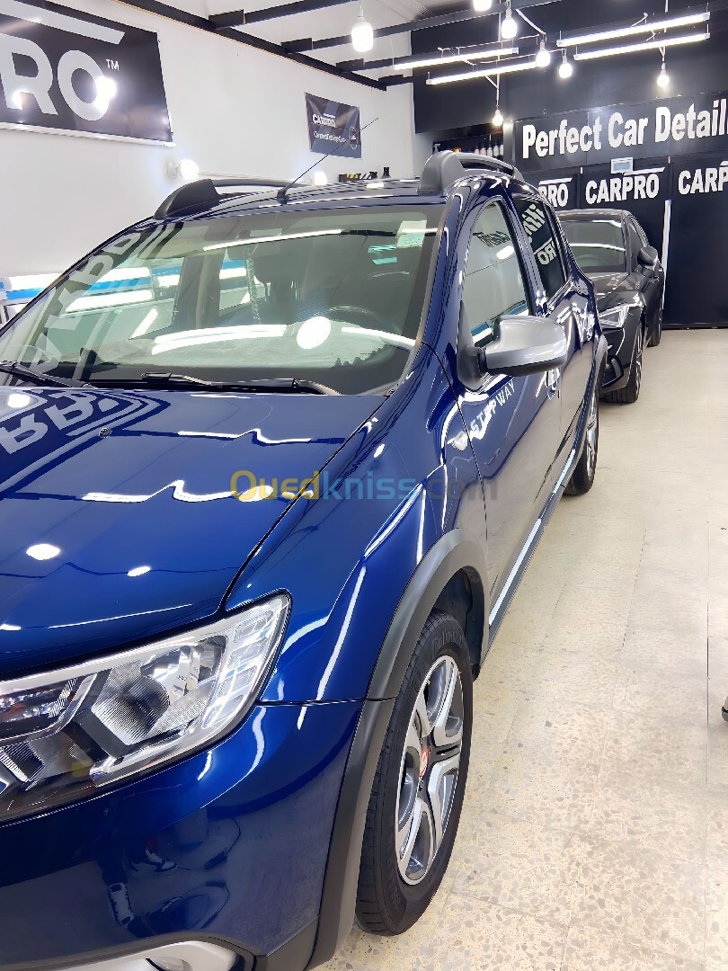 Dacia Sandero 2017 stepway Restyle