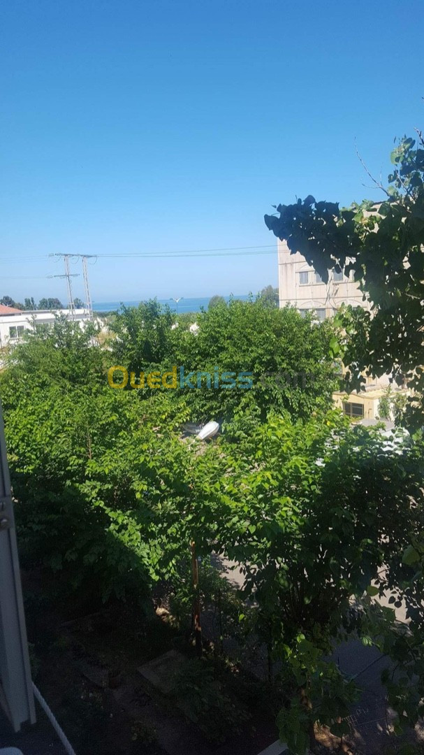 Location vacances Appartement F4 Jijel El aouana