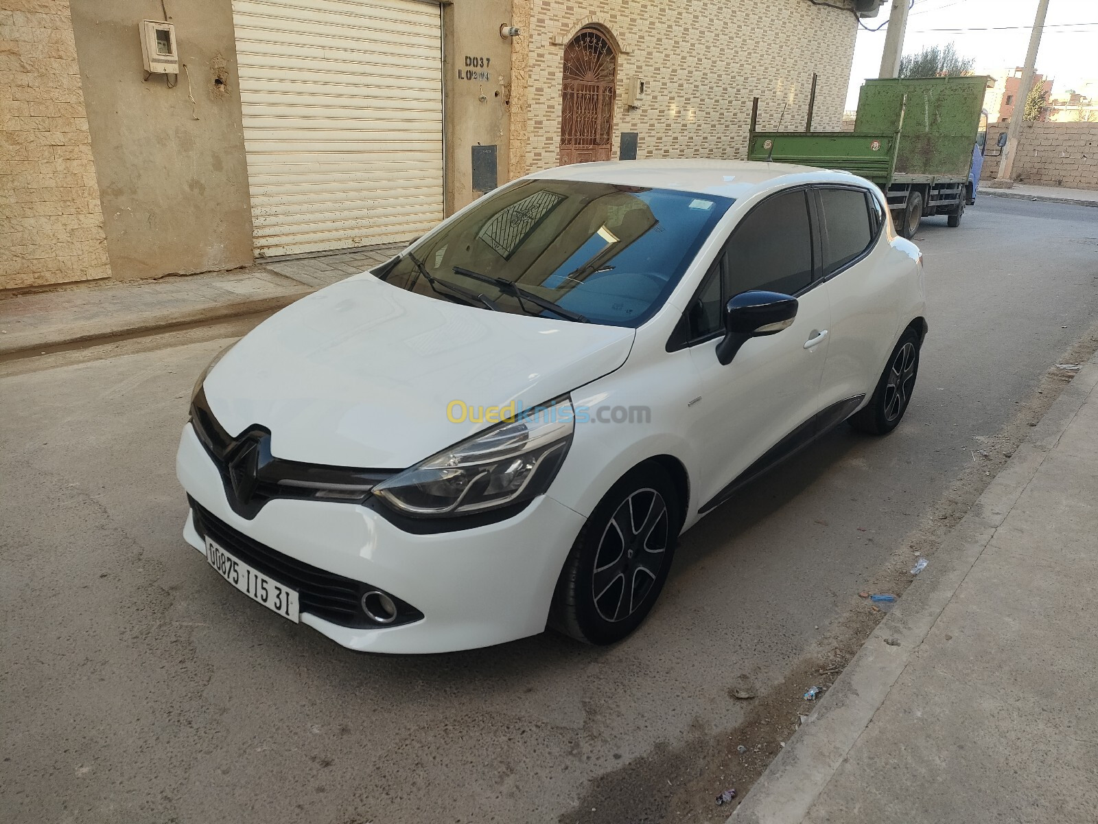 Renault Clio 4 2015 Limited 2