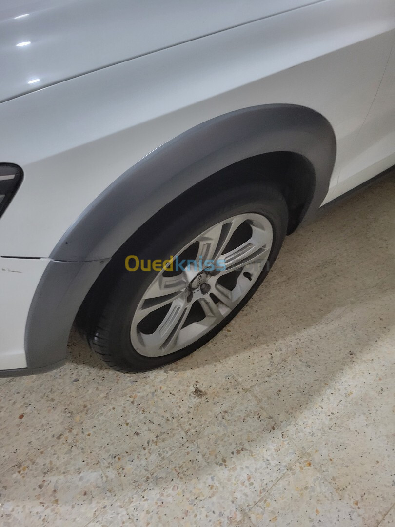 Audi Q5 2011 Off Road