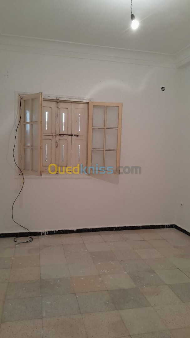 Location Appartement F2 Alger Saoula