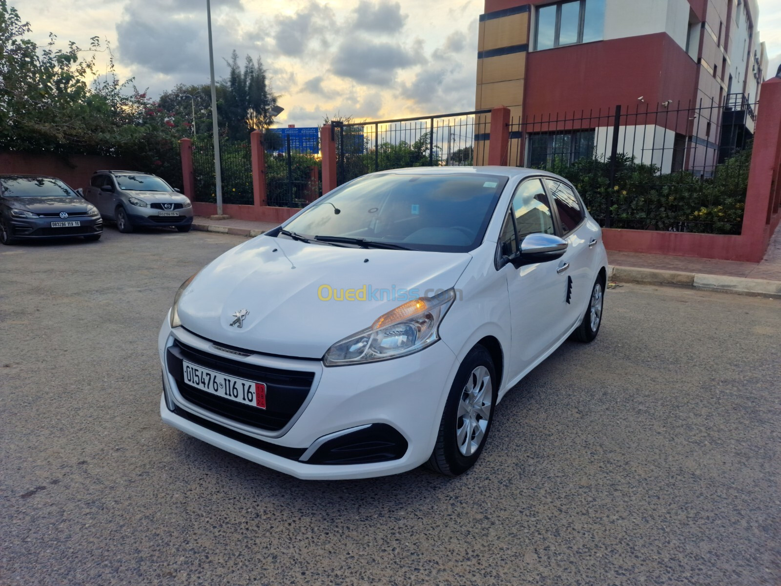 Peugeot 208 2016 Access Facelift