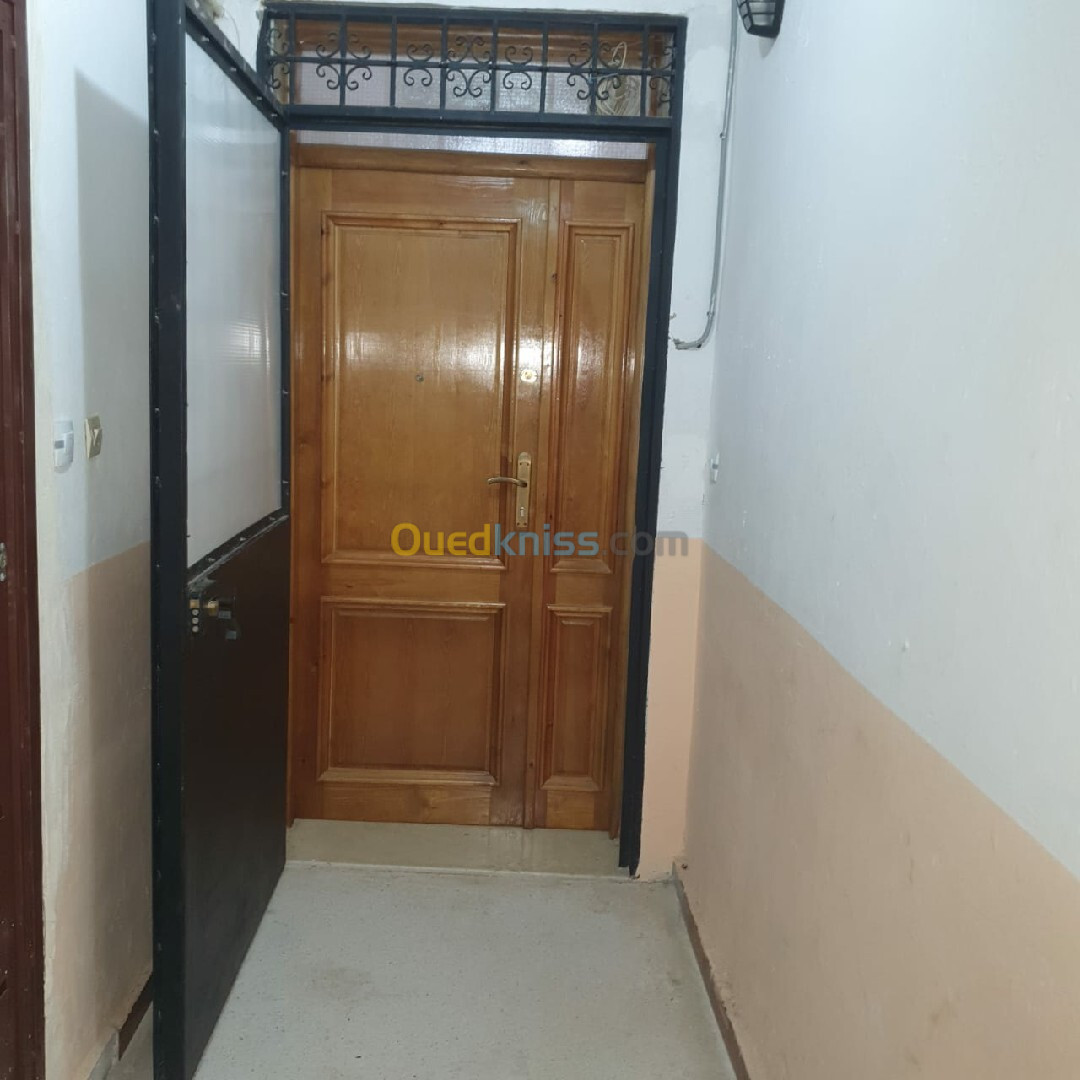 Vente Appartement F3 Alger Ain benian