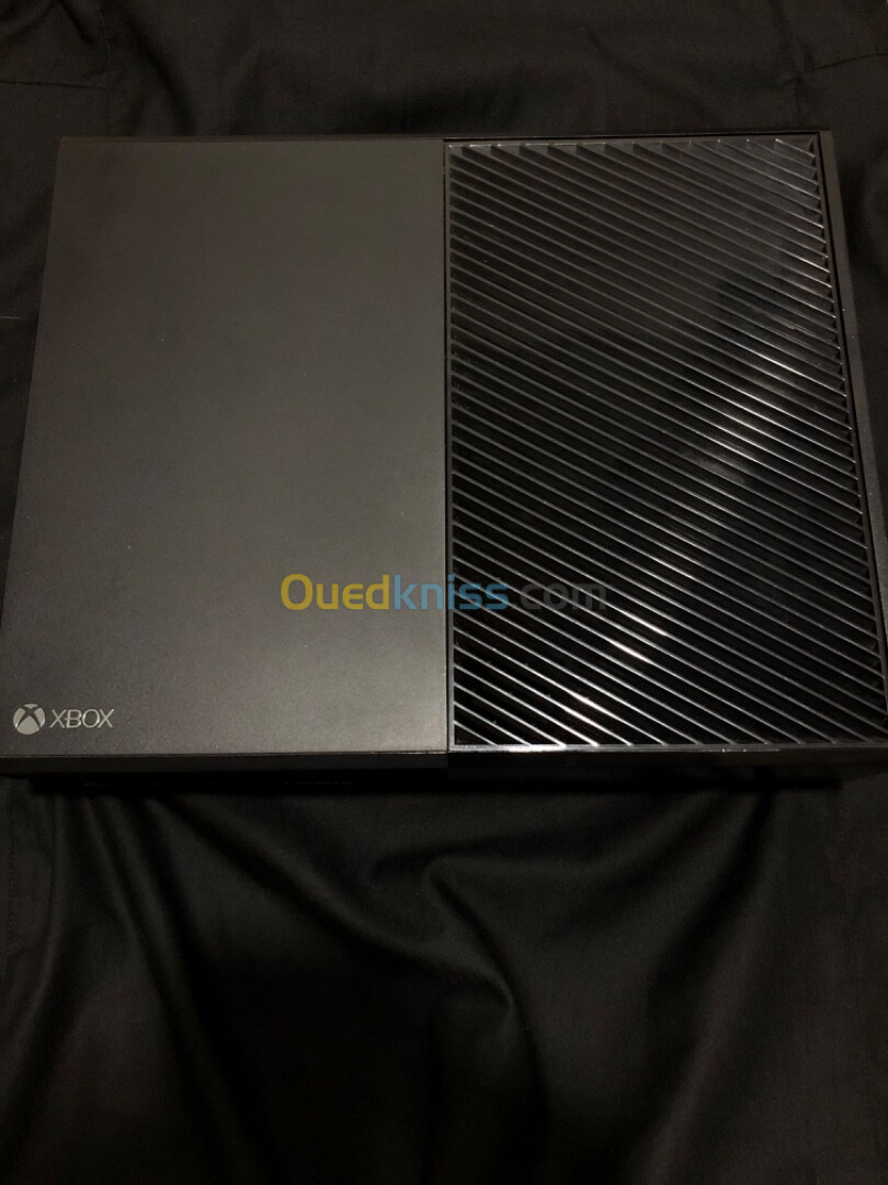 Xbox One Fat 1TB en excellent état 