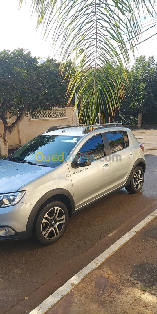 Dacia Sandero 2021 Stepway PRIVILEGE