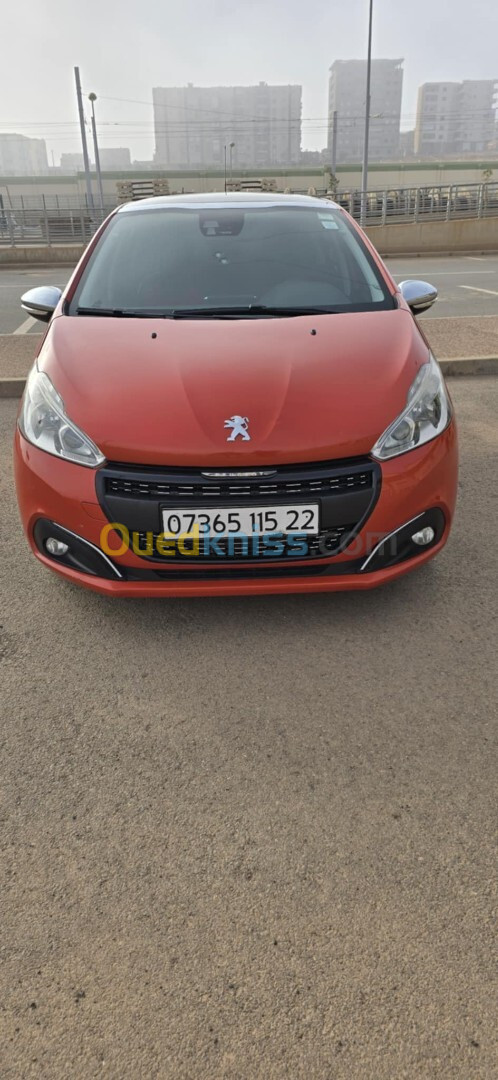 Peugeot 208 2015 Allure Facelift