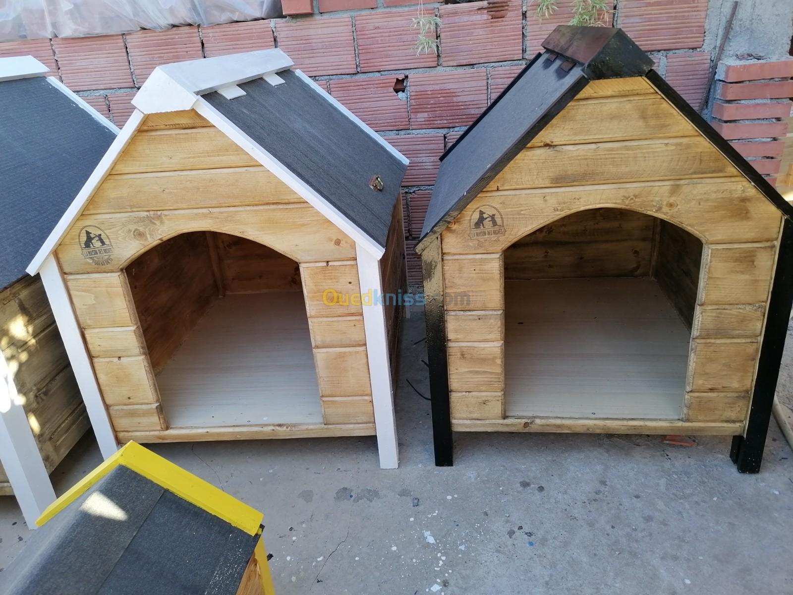 Des niches en bois tres solide pour chiens et chats