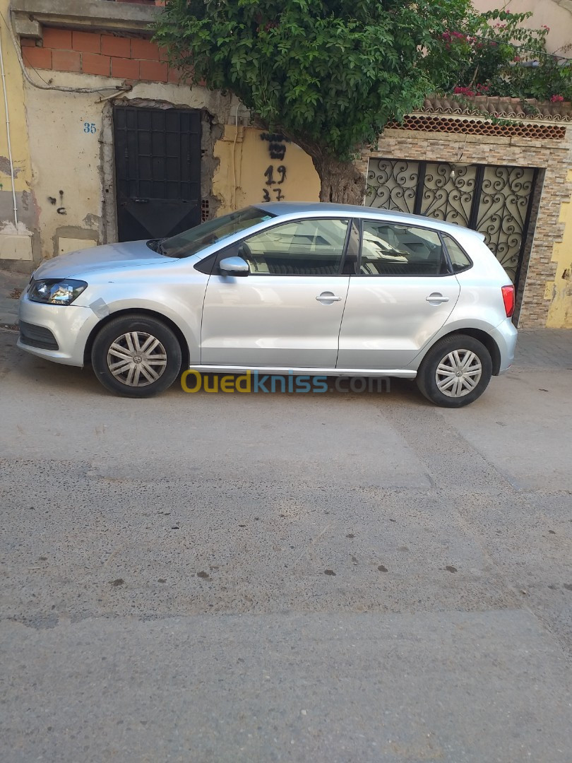 Volkswagen Polo 2015 TrendLine