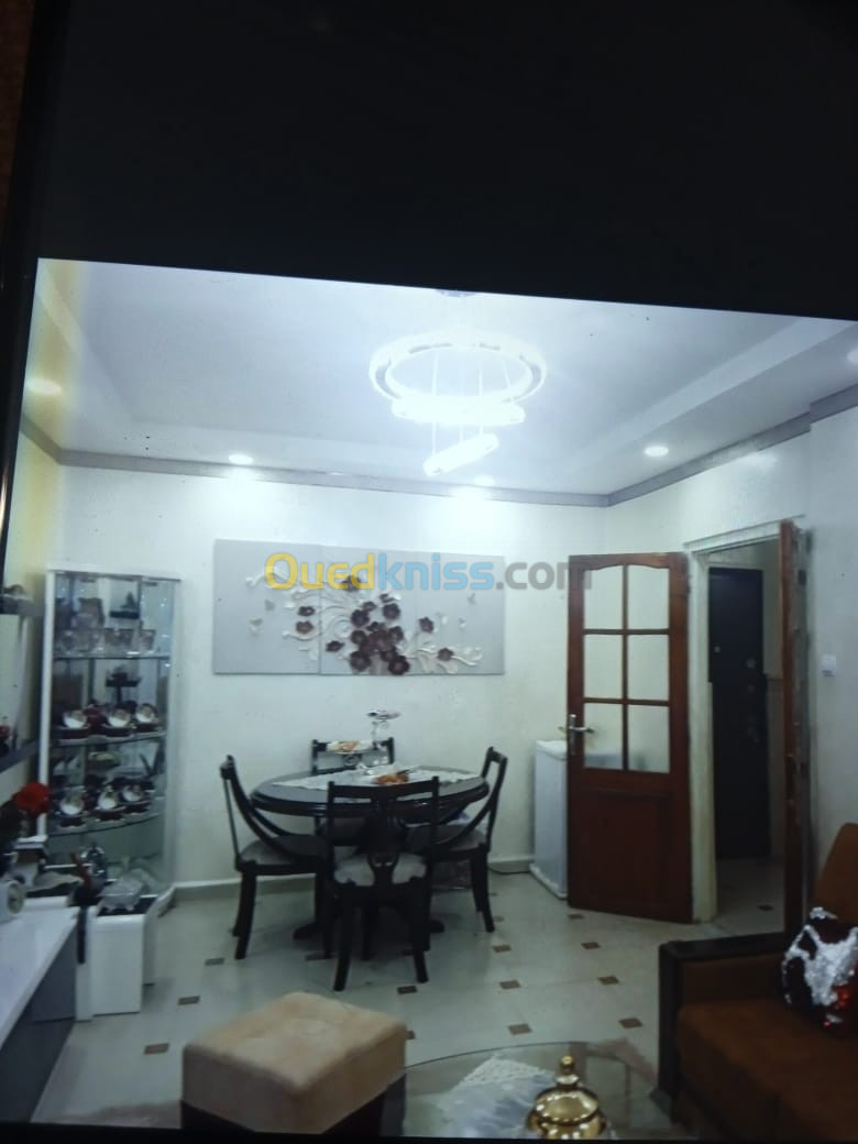 Vente Appartement F3 Alger Bordj el bahri