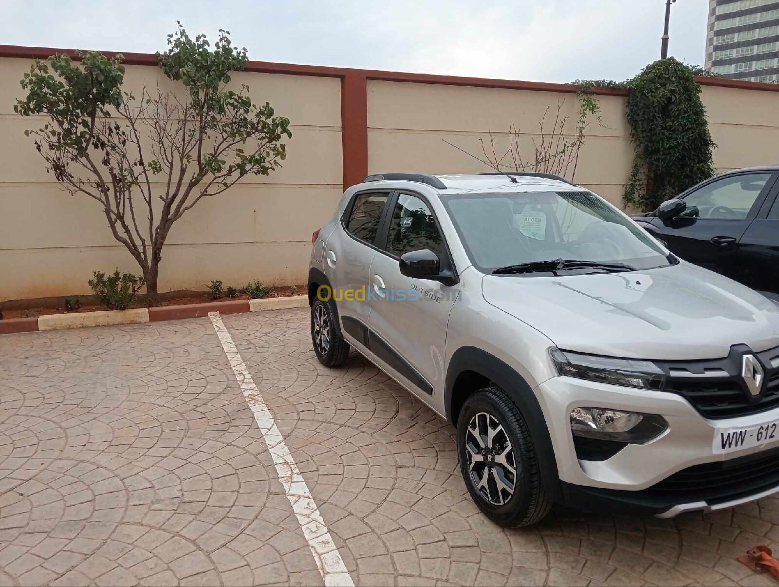 Renault Kwid 2024 Outside