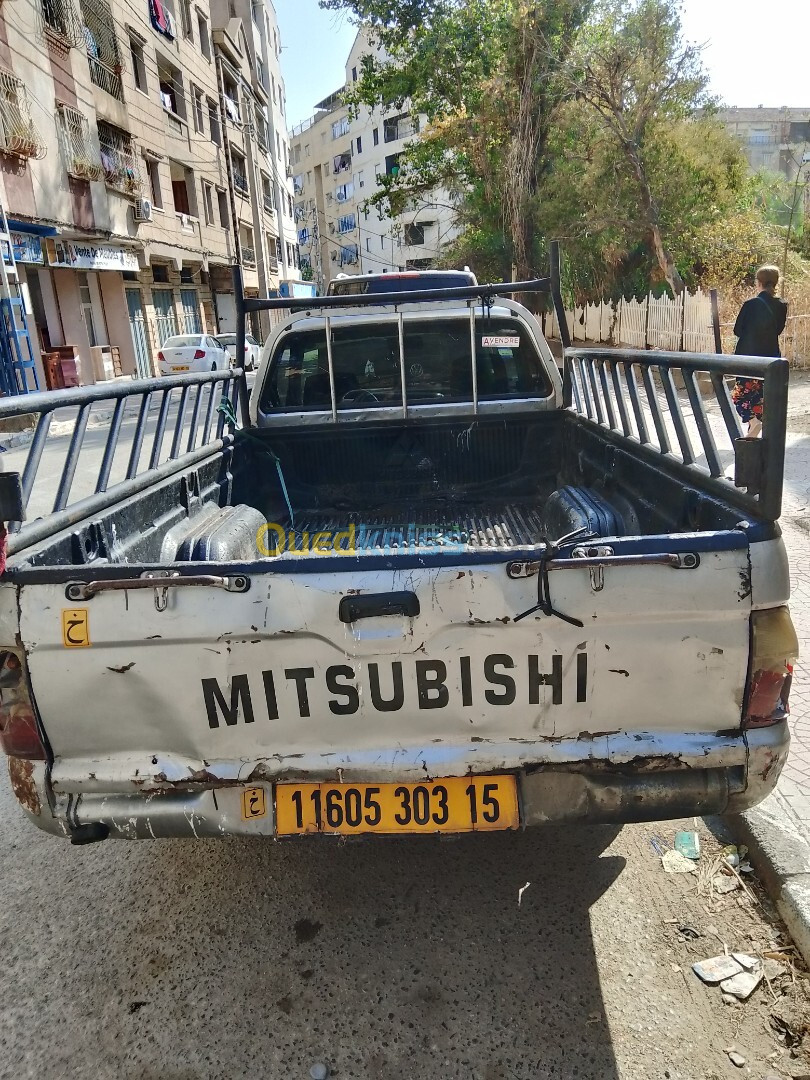 Mitsubishi L200 2003 L200