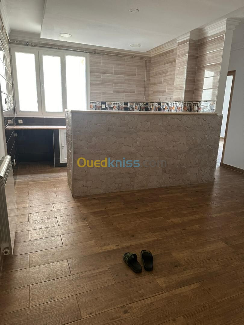 Location Appartement F3 Alger Ain benian