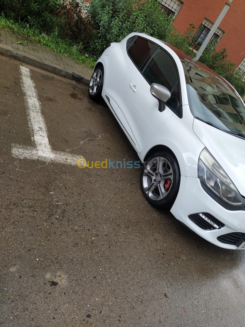 Renault Clio 4 2015 GT Line +