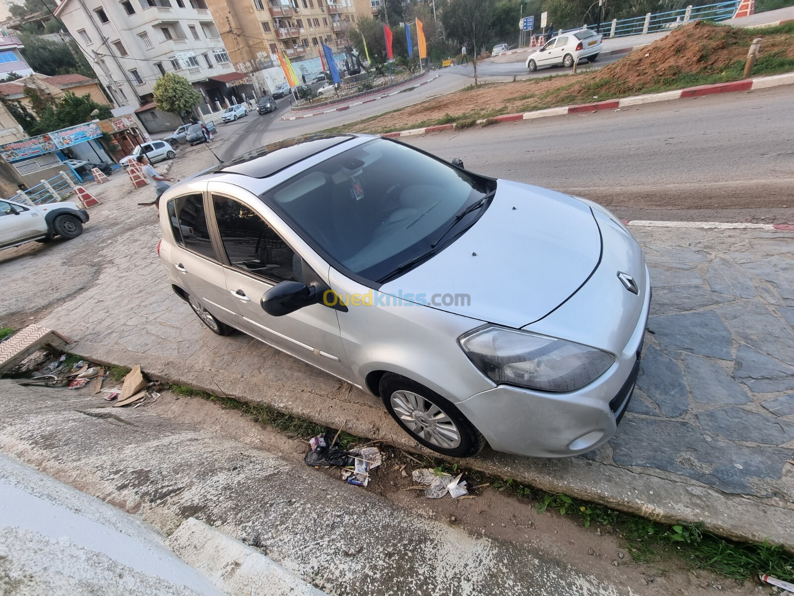 Renault Clio 3 2012 Night and Day