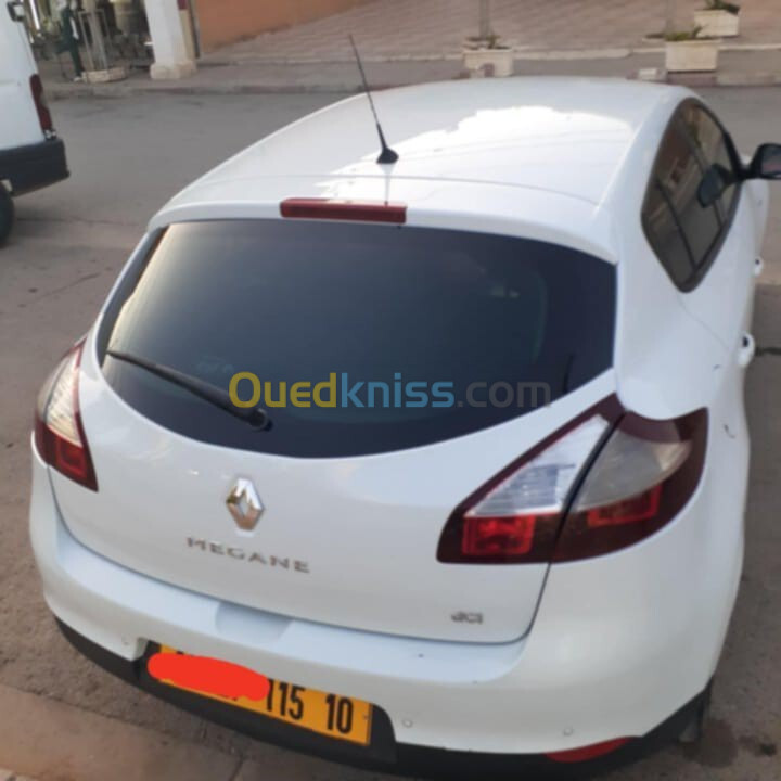 Renault Megane 3 2015 Bose