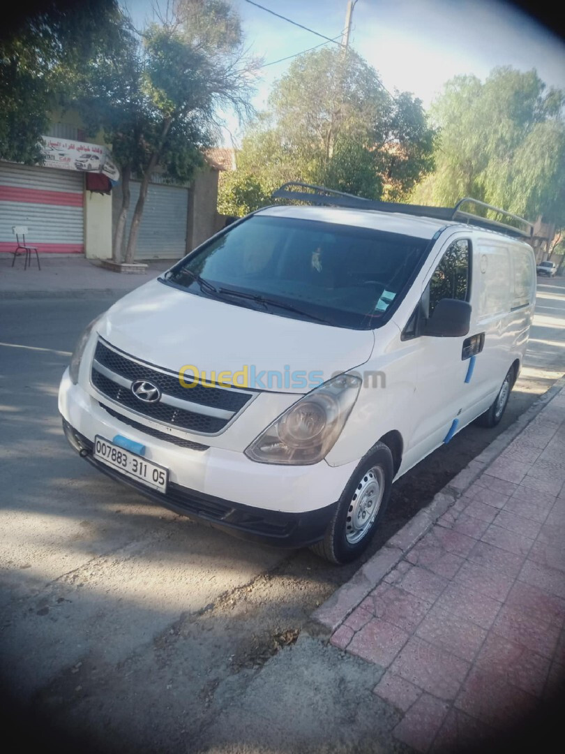 Hyundai H1 2011 Tolé