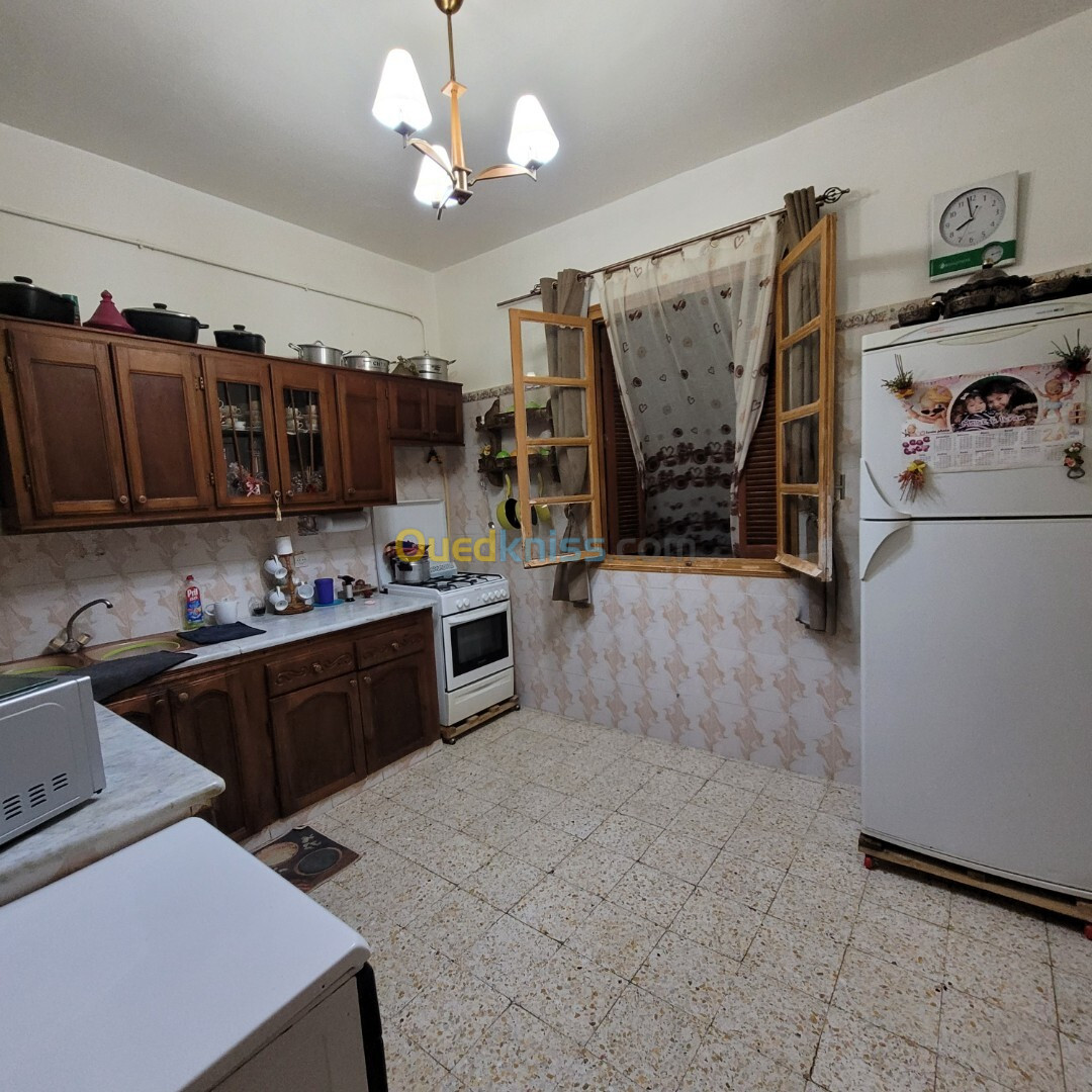 Location Niveau De Villa F6 Blida Larbaa