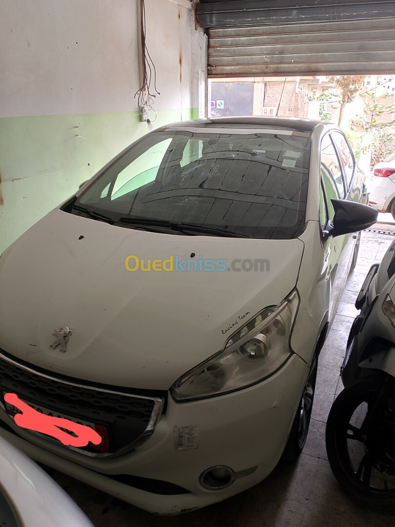 Peugeot 208 2013 Allure