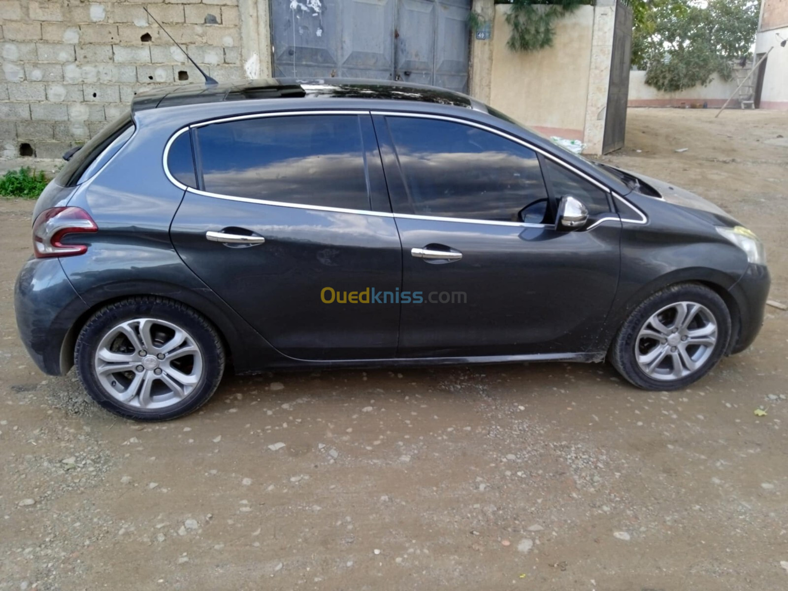 Peugeot 208 2013 208