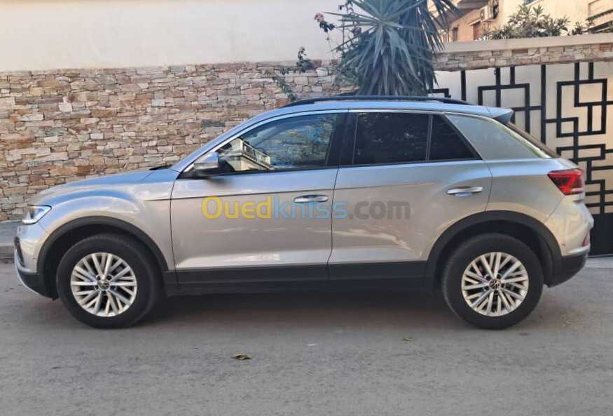 Volkswagen T-Roc 2022 Life+