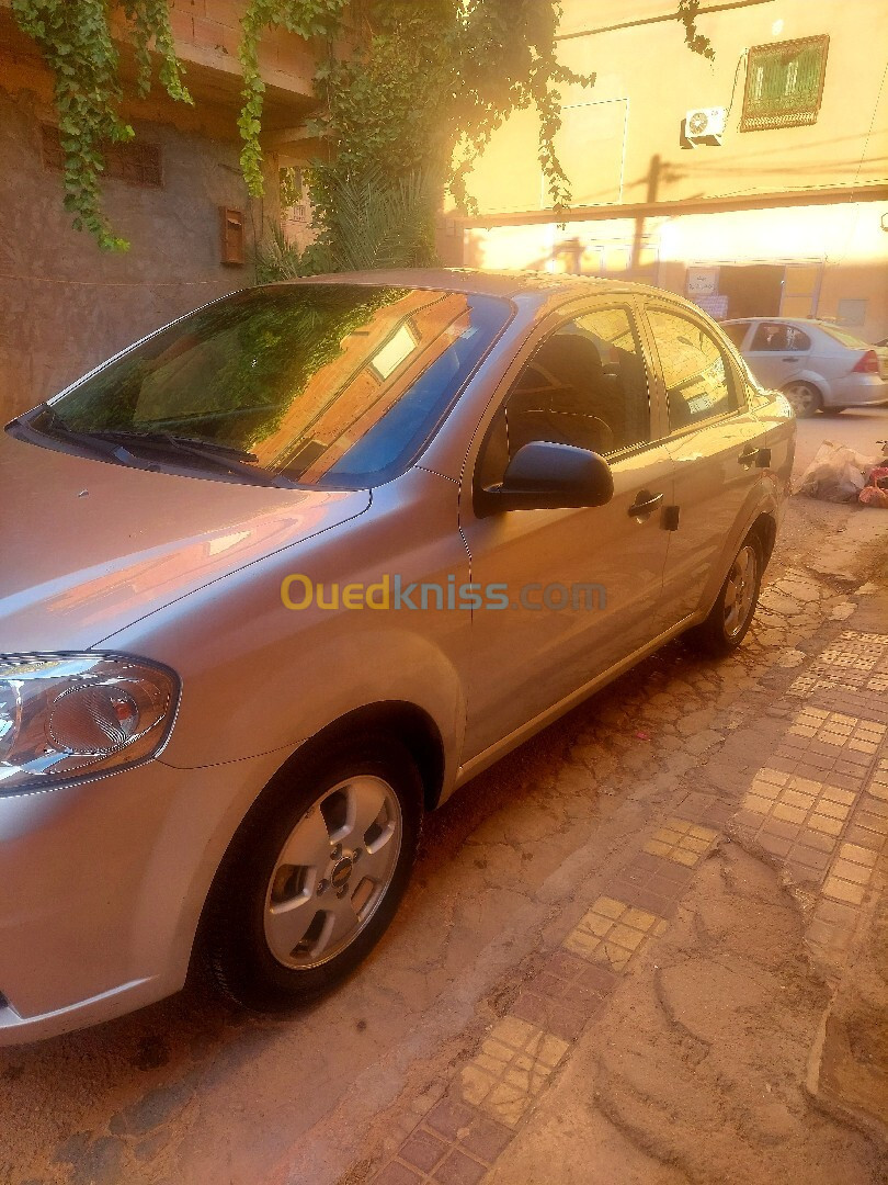 Chevrolet Aveo 4 portes 2015 Elegance Plus