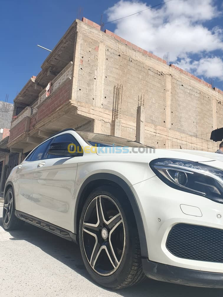 Mercedes GLA 2014 GLA