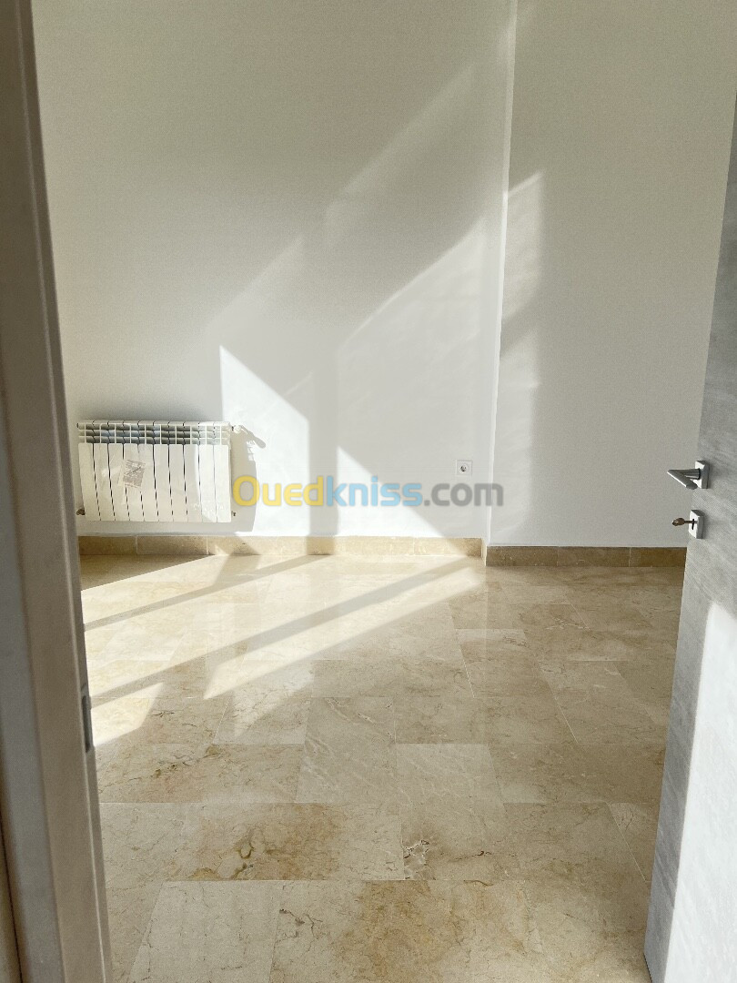 Vente Appartement Alger Hydra